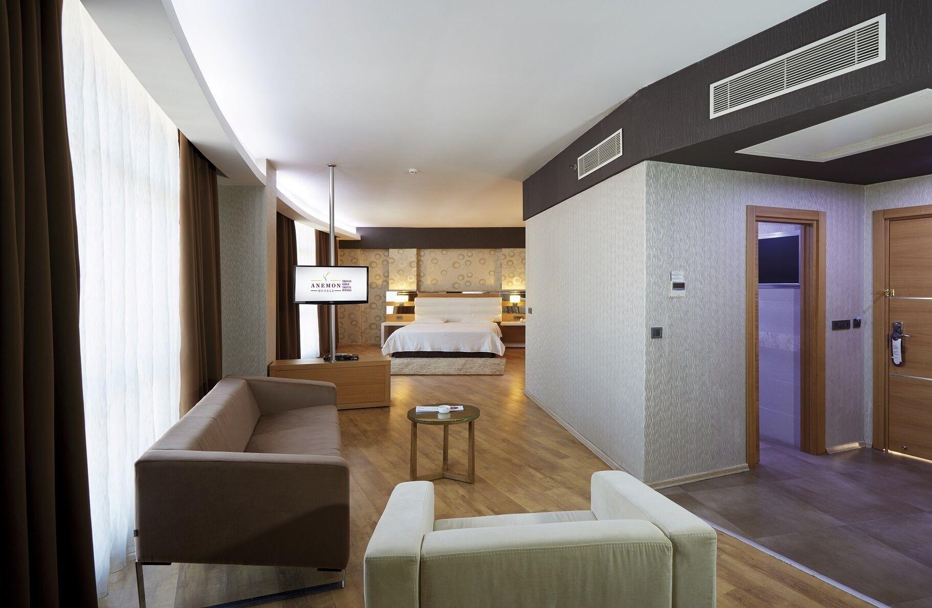 Anemon Grand Adana Otel Bagian luar foto