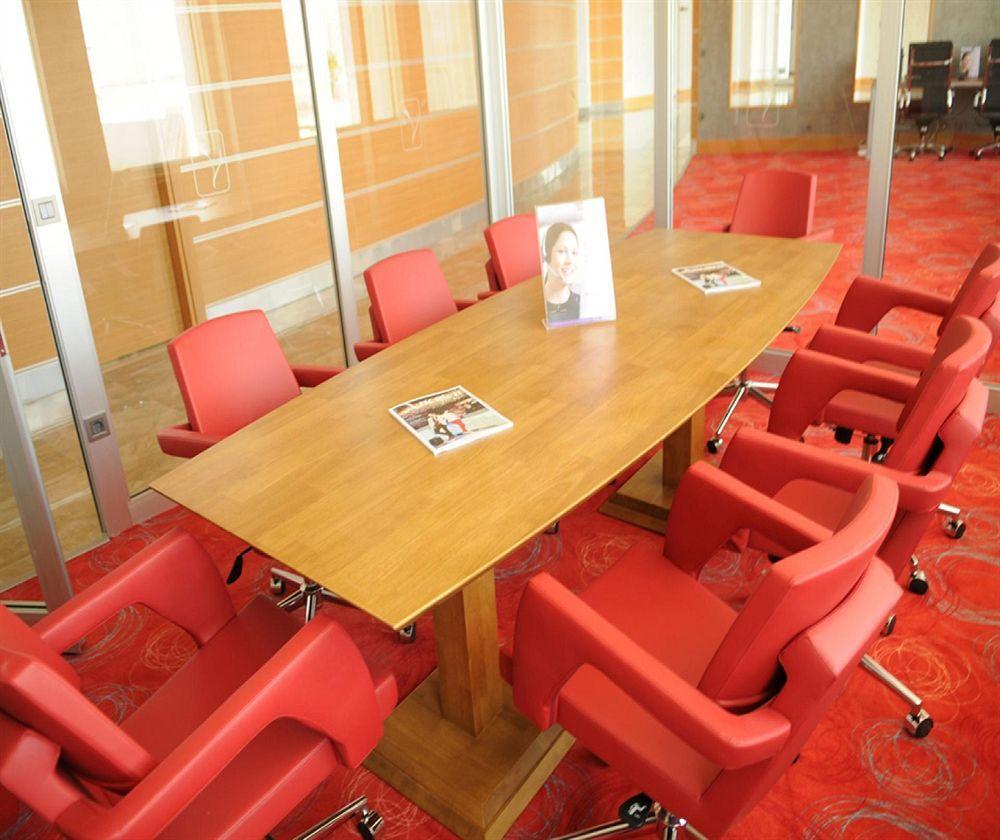 Anemon Grand Adana Otel Bagian luar foto