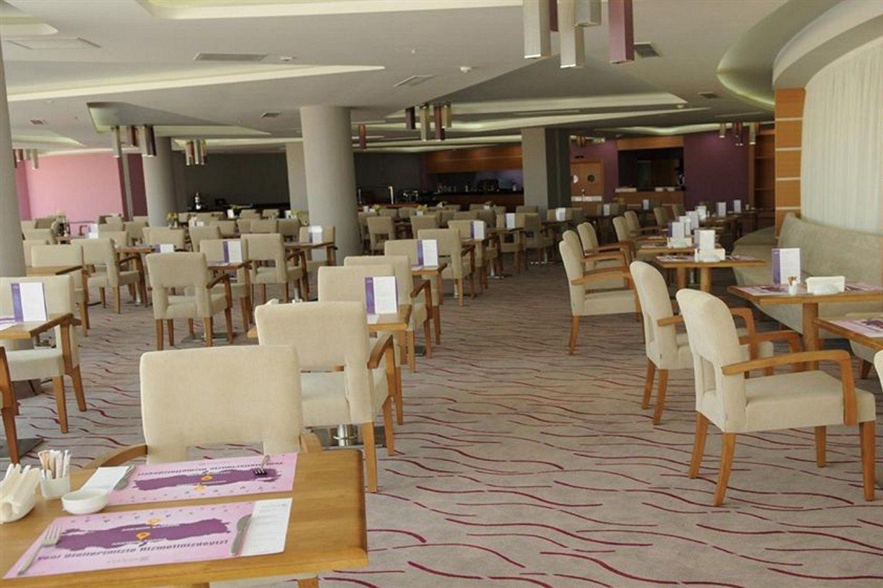 Anemon Grand Adana Otel Bagian luar foto